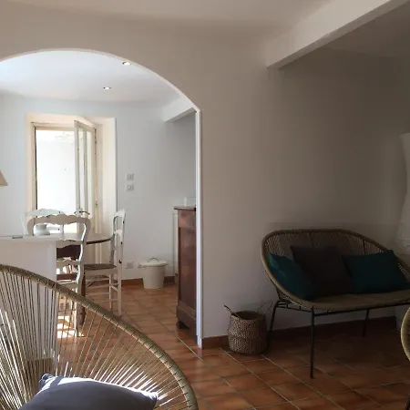 Holiday home Les Terrasses De La Montagne Noire. Pays Cathare Cuxac-Cabardes