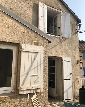 Les Terrasses De La Montagne Noire. Pays Cathare * Cuxac-Cabardes